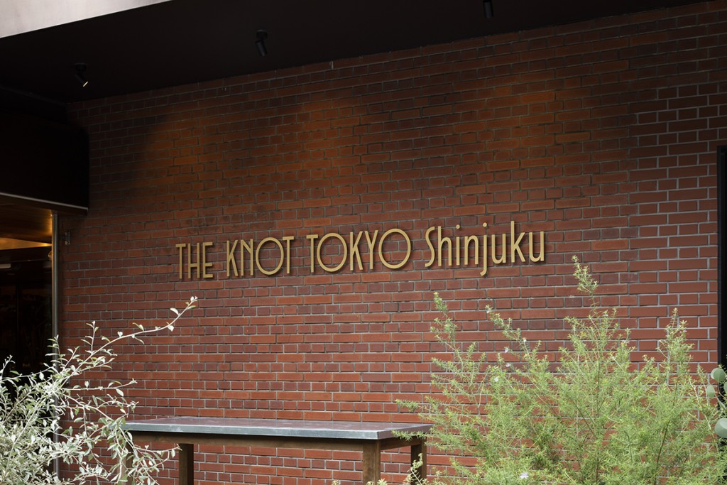 SIGN GRAPHICS for THE KNOT TOKYO SHINJUKU